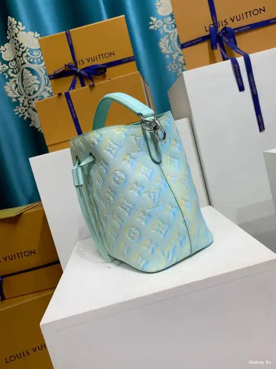 NÉONOÉ LOUIS VUITTON BB 0629